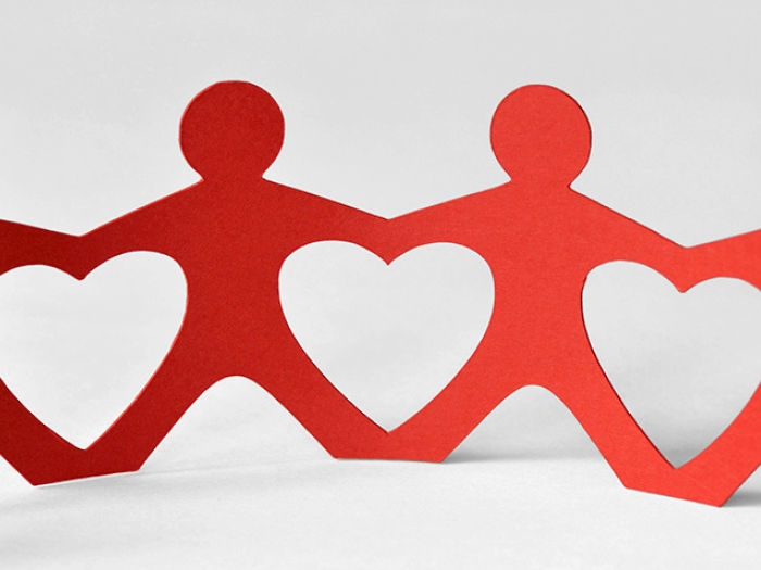 red paper dolls heart linked