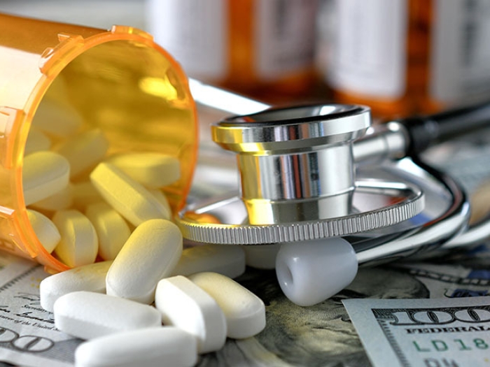 pill stethoscope money bottle 